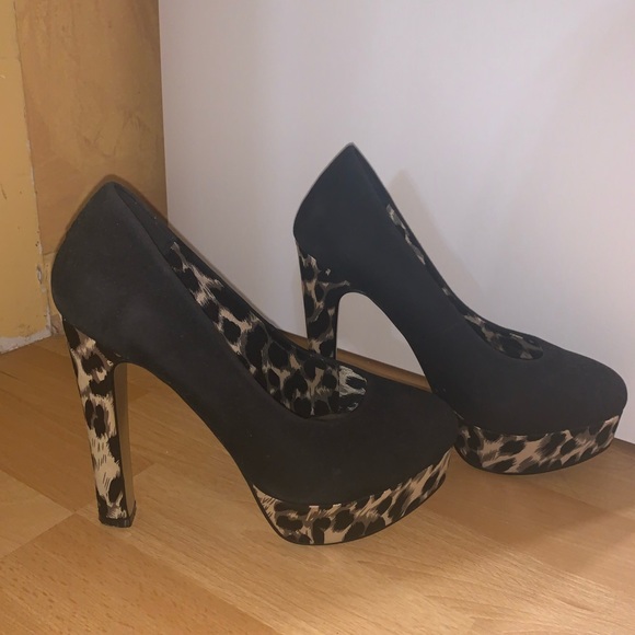 Cheetah Print Platform Pumps - Picture 1 of 5